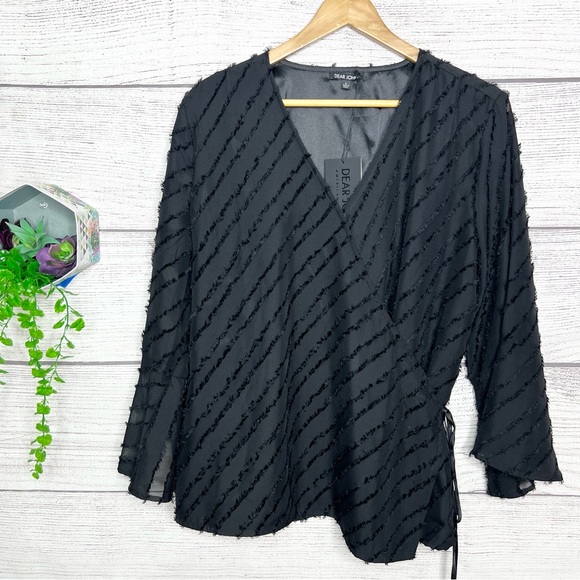 Dear John Tops - NWT Dear John Black Textured Bell Sleeve Wrap Blouse Top Size Large